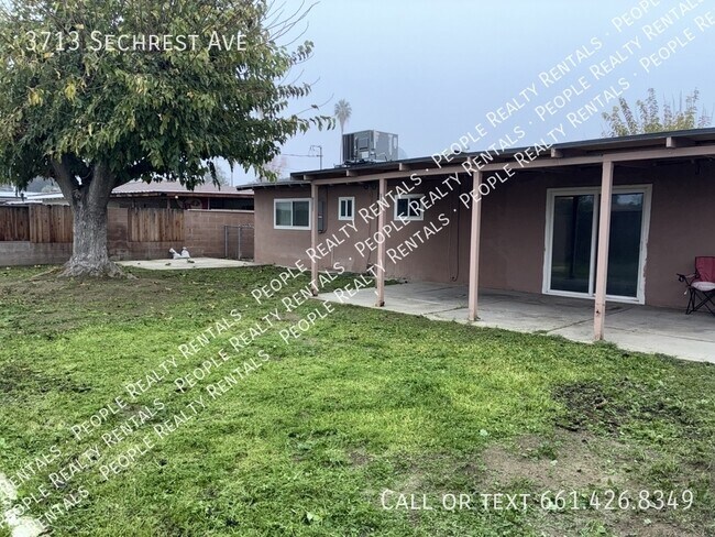 Building Photo - 3713 Sechrest Ave