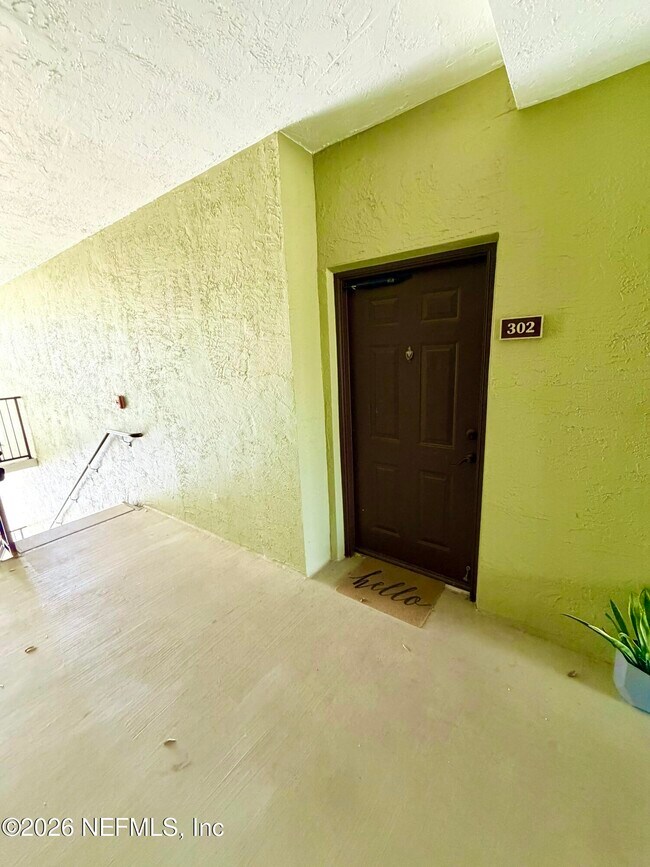 Building Photo - 1050 Bella Vista Blvd