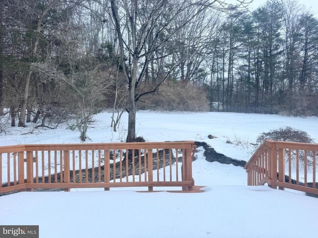 Building Photo - 31 Willowmere Ct