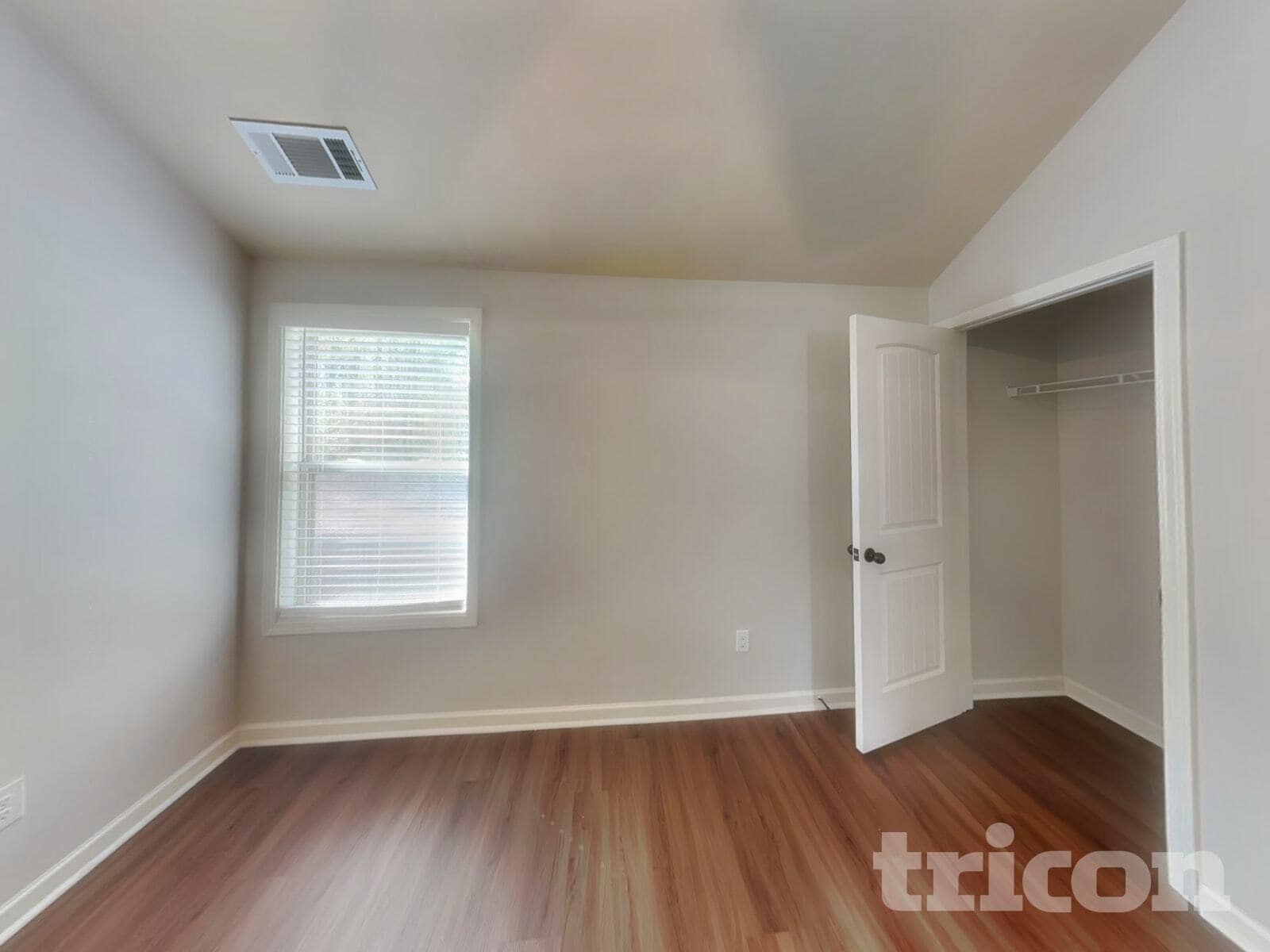 Building Photo - 217 Adeline Ln