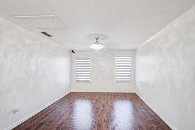 Building Photo - 519 Darlene Trail