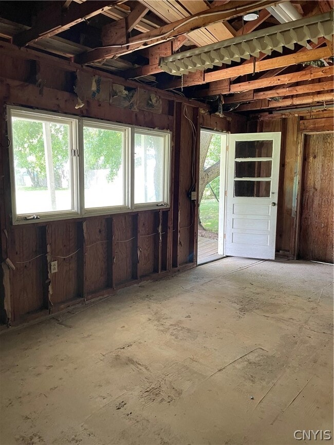 Building Photo - 203 Woolsey St