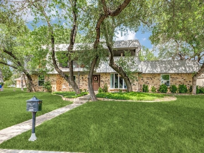 Primary Photo - 7905 Skylake Dr