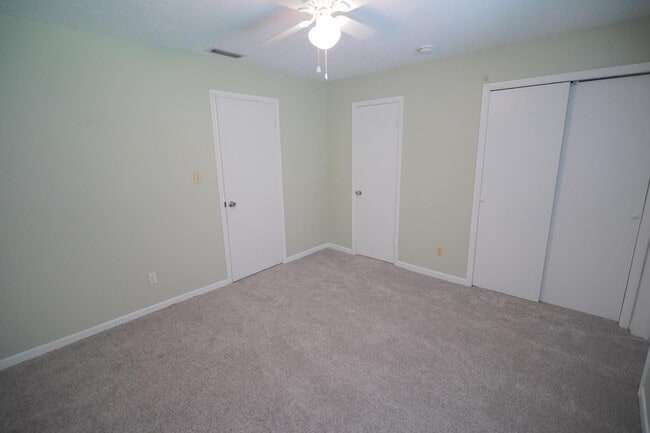 Building Photo - 2304 Hartsfield Ct