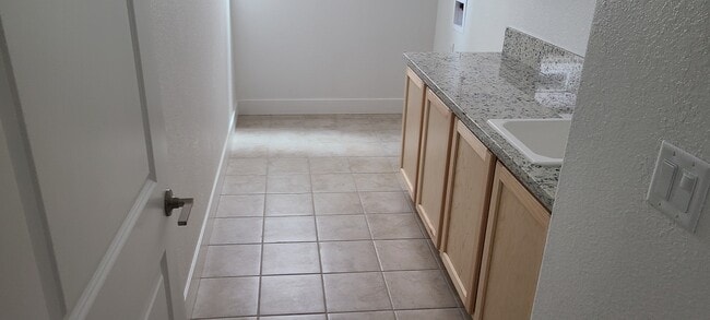 Building Photo - 10072 Lake Almanor Cir