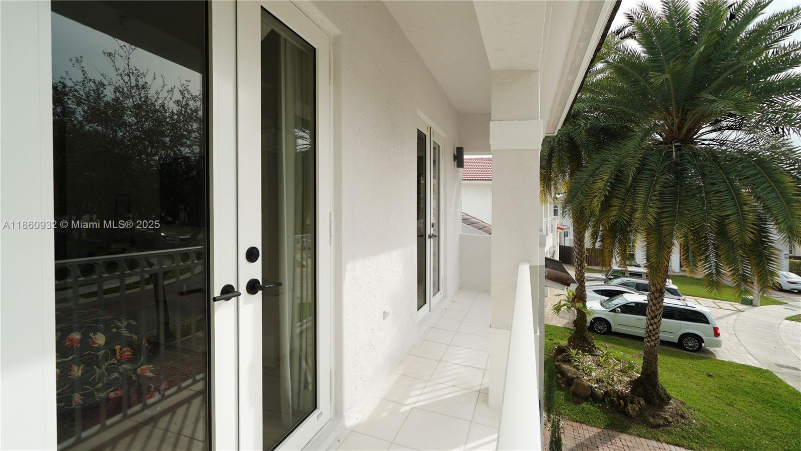 Building Photo - 7031 NW 113th Ct