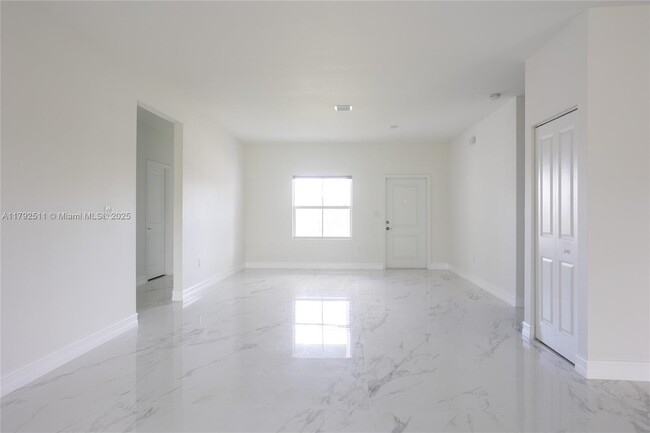 Building Photo - 21040 SW 127th Pl