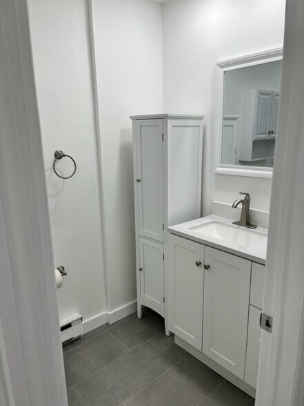 Bathroom - 303 Hudson Ave