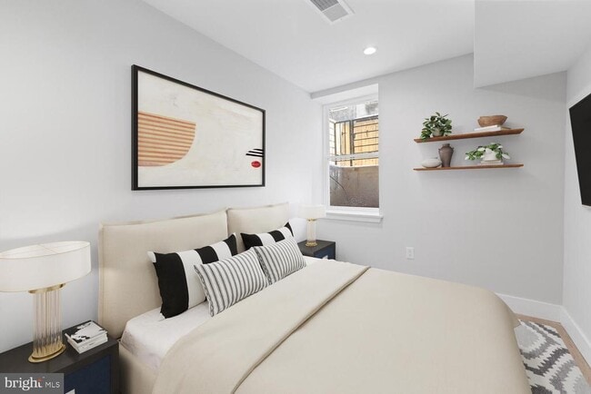 Building Photo - 713 S 58th St
