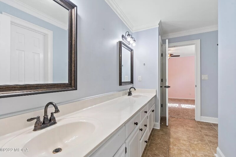 Building Photo - 205 Saddle Creek Ct