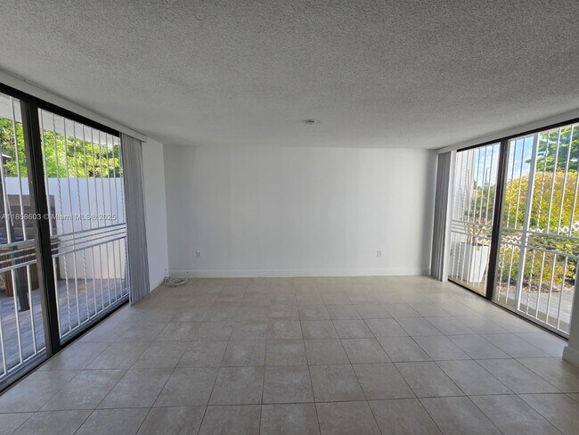 Building Photo - 12352 SW 18th Terrace