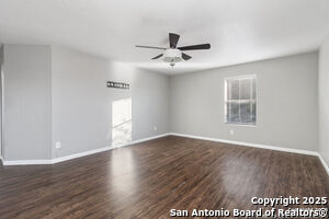 Building Photo - 203 Shadbush St