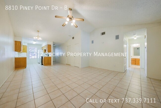 Building Photo - 8810 Piney Point Dr