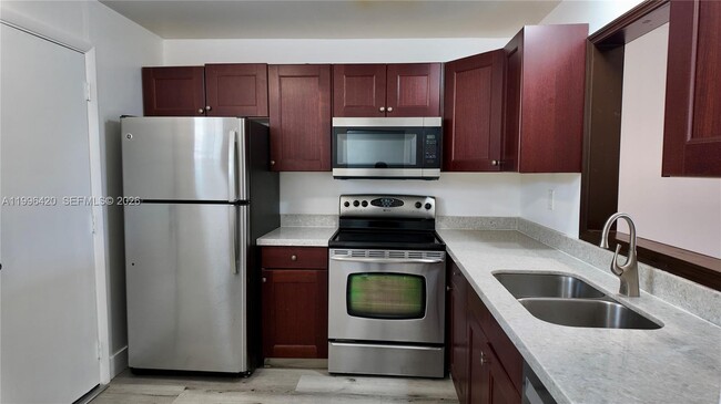 Building Photo - 403 NW 68th Ave