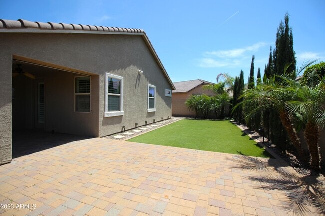 Building Photo - 4936 S Twinleaf Dr