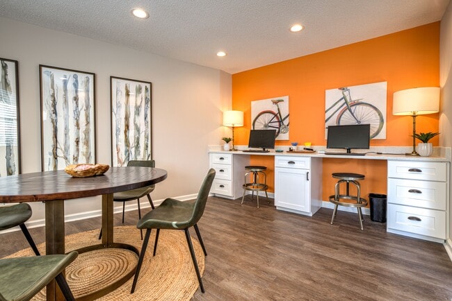 Building Photo - Palmetto Grove