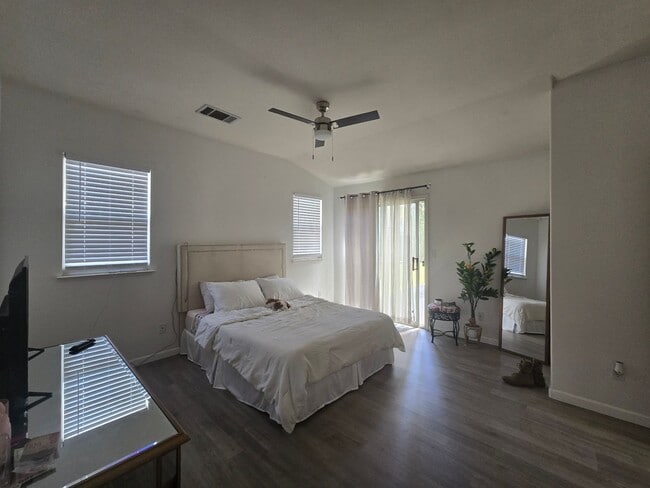 Building Photo - 3 BR 2 BA available soon