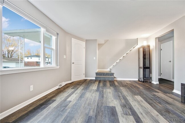 Building Photo - 106 Patsy Ln