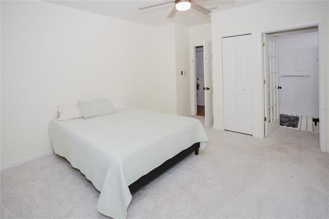 Building Photo - 3730 NW 37th Terrace