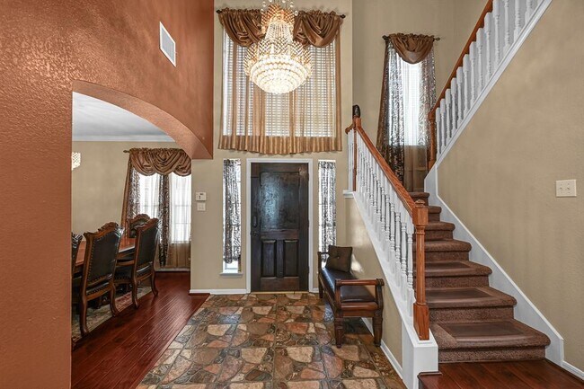 Building Photo - 5542 Morgan Park Ln