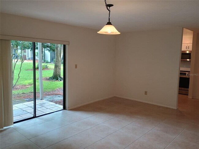 Building Photo - 175 Springwood Cir