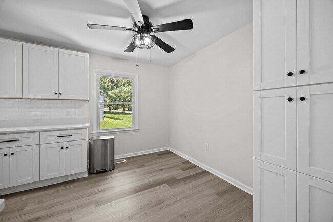 Building Photo - Fantastic Corner Lot, Updated 4 Bedroom Sp...