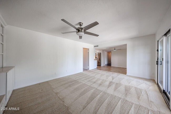 Building Photo - 4366 E Redfield Rd