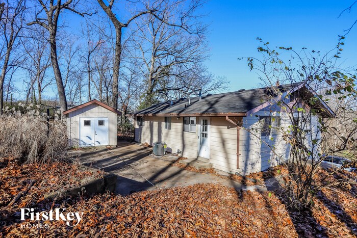 Building Photo - 31 Delores Dr