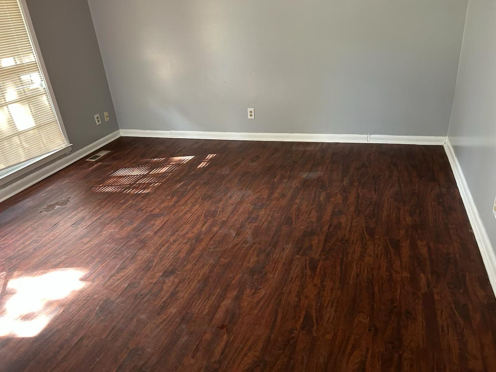 Building Photo - 2336 Lake Ave