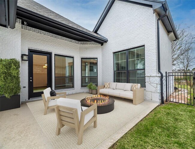 Building Photo - 2757 Saddlehorn Trail