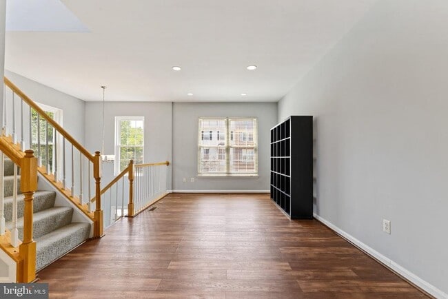 Building Photo - 45554 Reading Terrace
