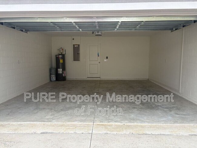 Building Photo - 2383 NW 22nd Ct