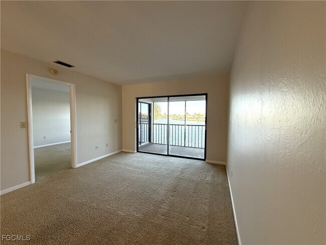 Building Photo - 131 SW 47th Terrace