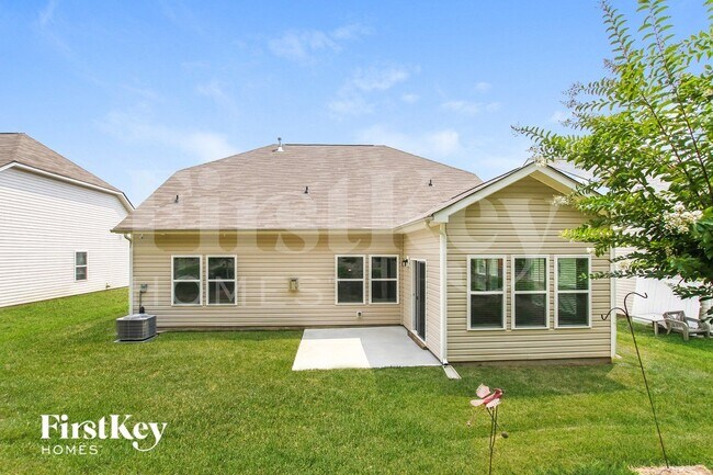 Building Photo - 206 Paradise Hills Cir