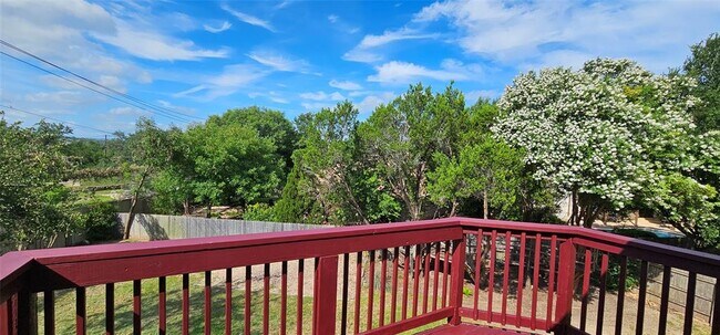 Building Photo - 11505 Emerald Falls Dr