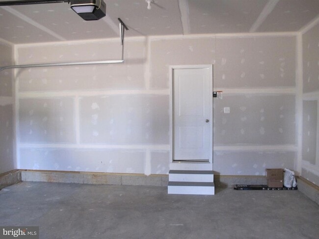 Building Photo - 43 Lee St