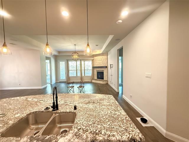 Building Photo - 2113 Caroline St