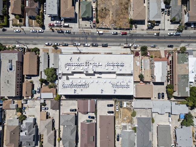 Building Photo - BRAND NEW CONSTRUCTION - Move-In Special 8...