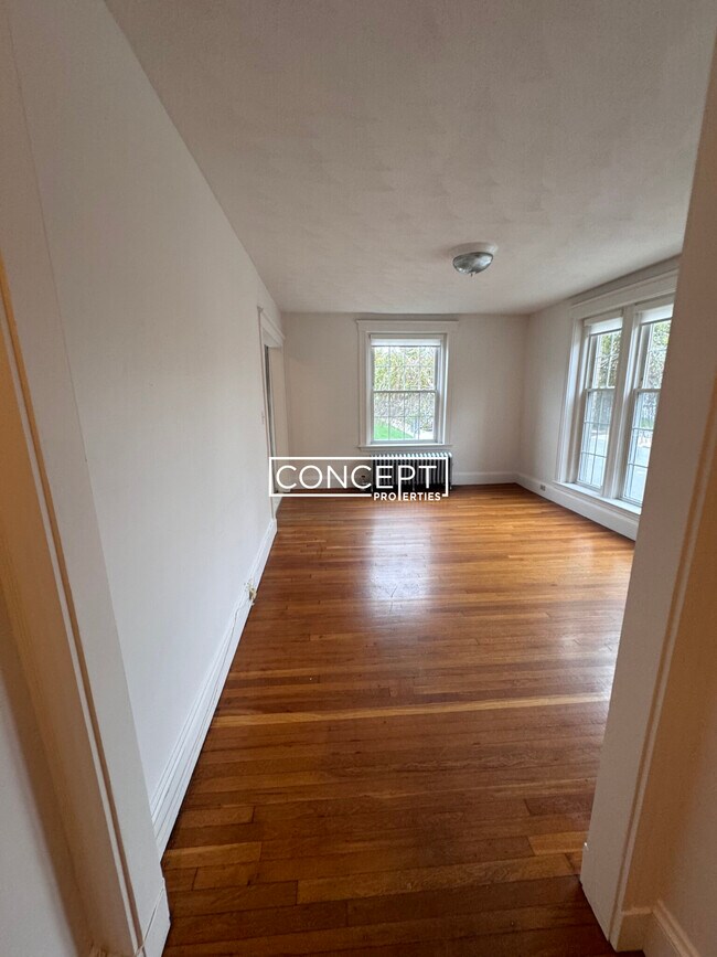 Building Photo - 120 Summer St