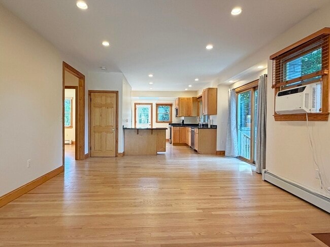 Building Photo - 63 Pierrepont Rd