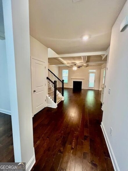 Building Photo - 600 Rosehill Ln SW