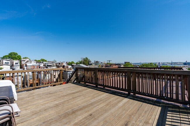 Building Photo - 223 S Collington Ave