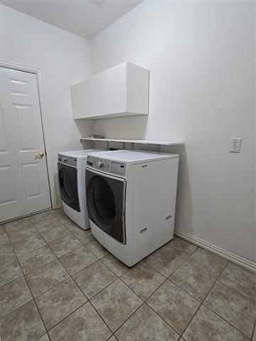 Building Photo - 11801 Waterford Ln