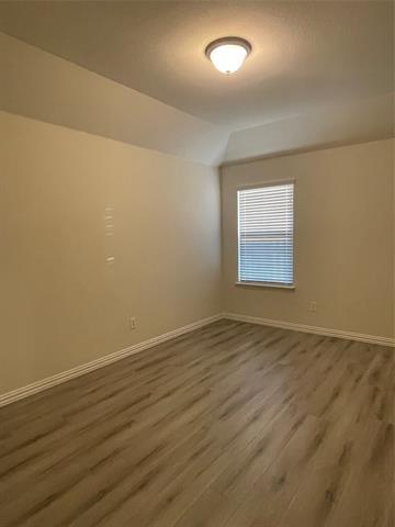 Building Photo - 2824 Castle Creek Dr