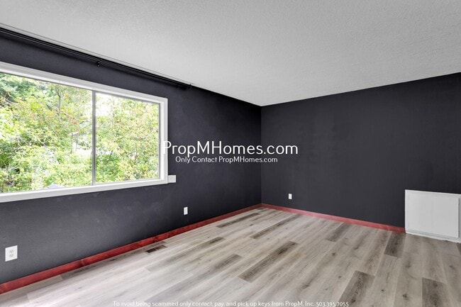 Building Photo - Sleek + Stylish Four Bedroom Escape in Palisades! DEPOSIT SPECIAL