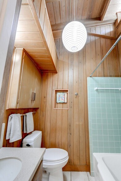 Building Photo - 1813 Dexter St