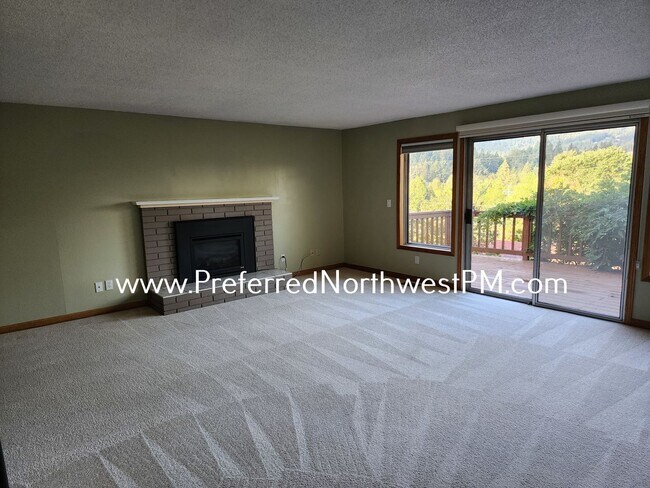 Building Photo - Beautiful 3 Bedroom Home in Southeast Eugene