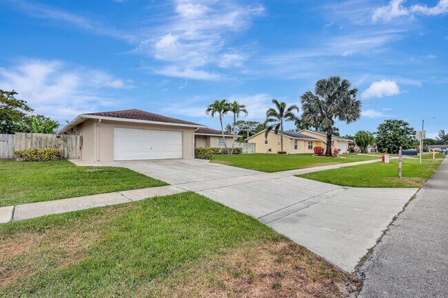 Primary Photo - 193 Dove Cir