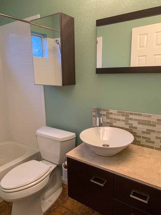 Building Photo - Great Cedar Park Home - Come See TODAY!
