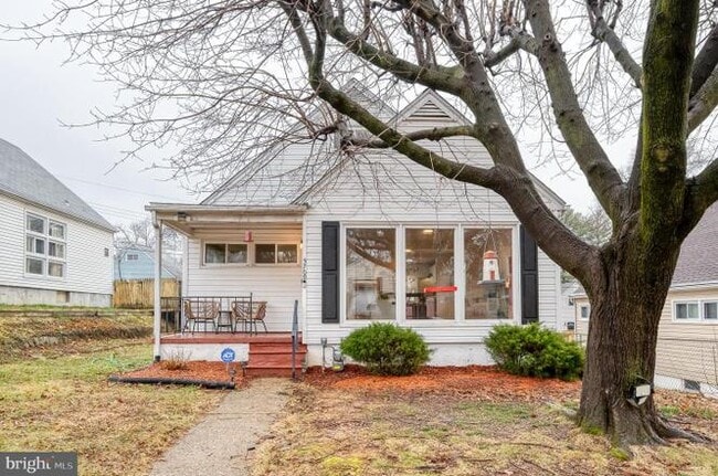Building Photo - Single family house for rent in a fantastic location